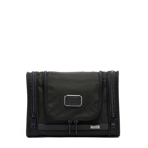 Alpha 3 Hanging Travel Kit image 0