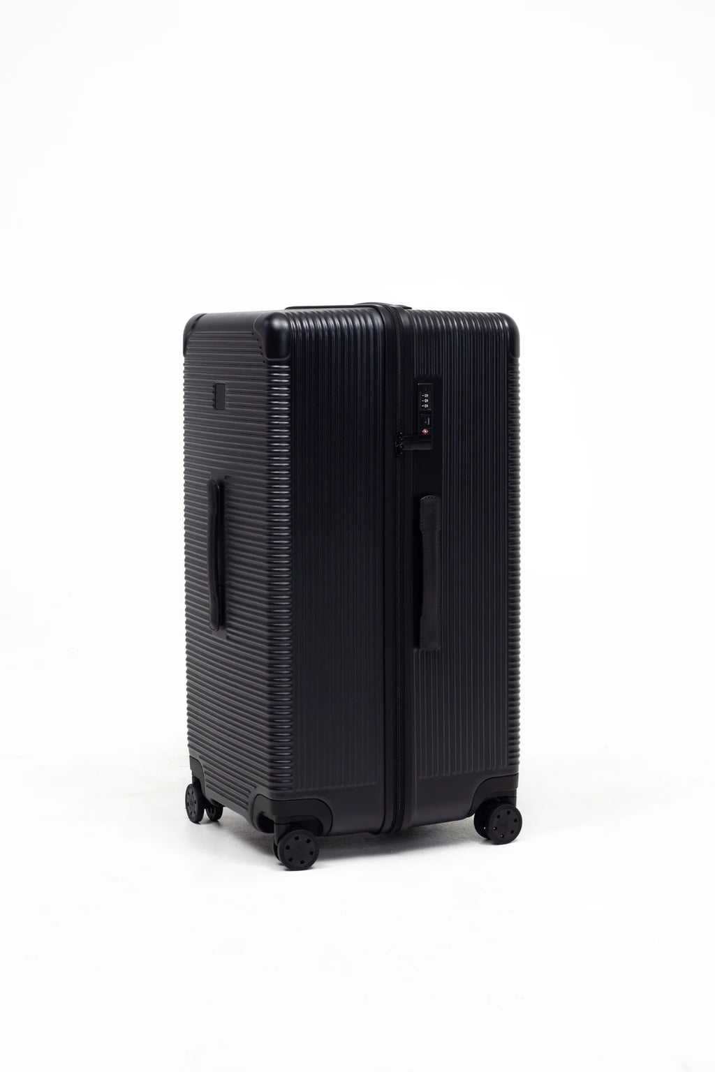 Aidan The Core Series Trunk Black image 3