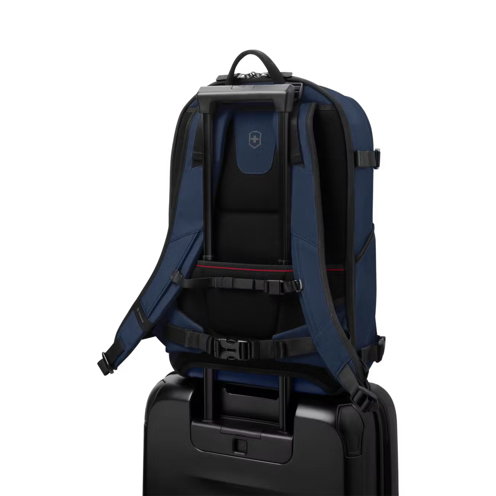 Altmont Modern Traveler Backpack image 5